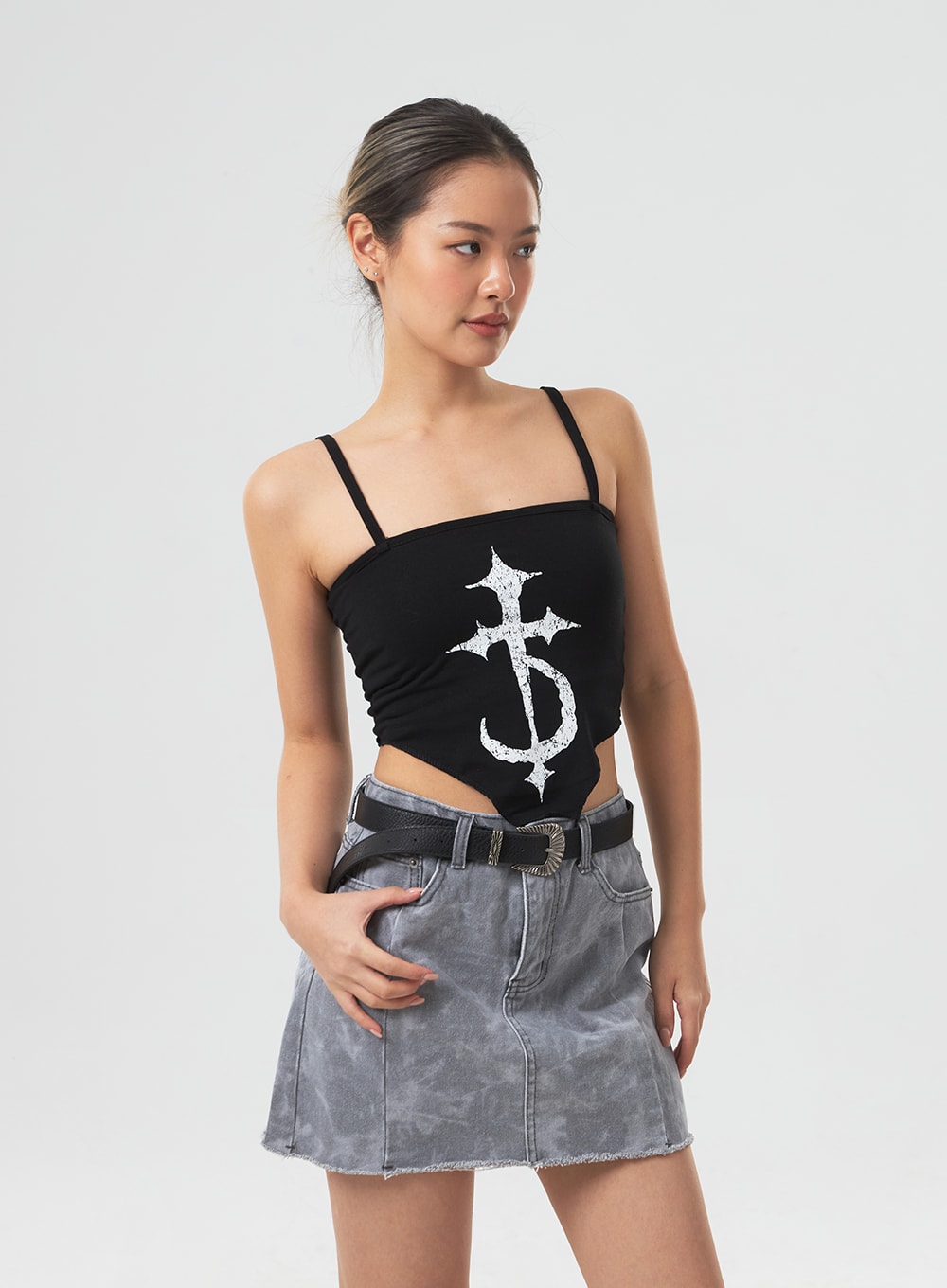 Thin Strap Graphic Top CM329