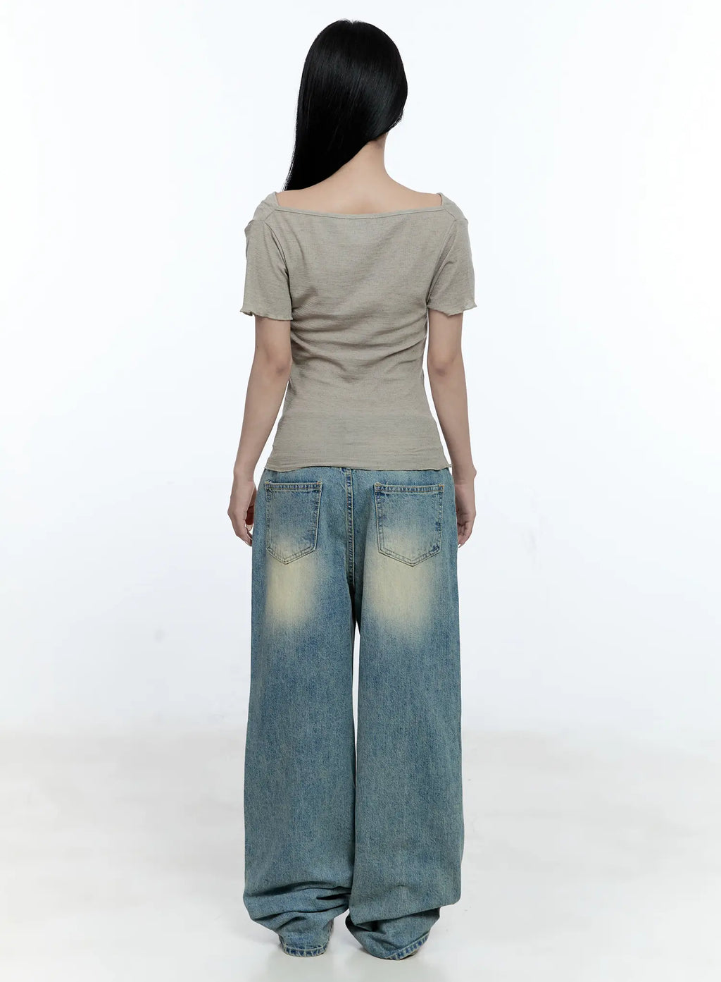 Versatile Off-Shoulder Shirred Top CG507