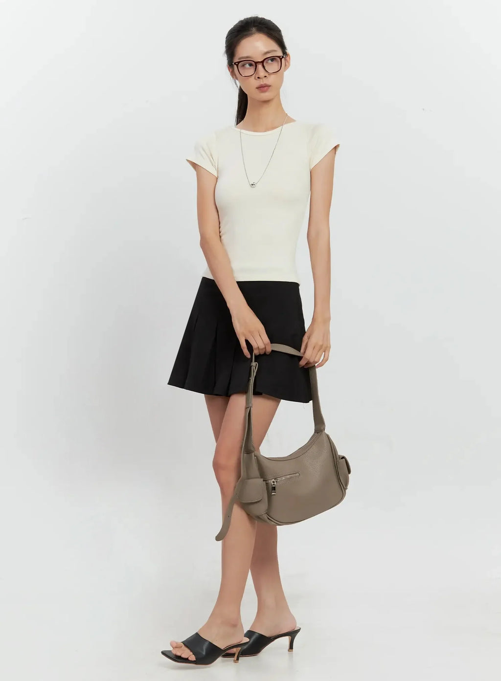 Classic Pleated Skirt IL528