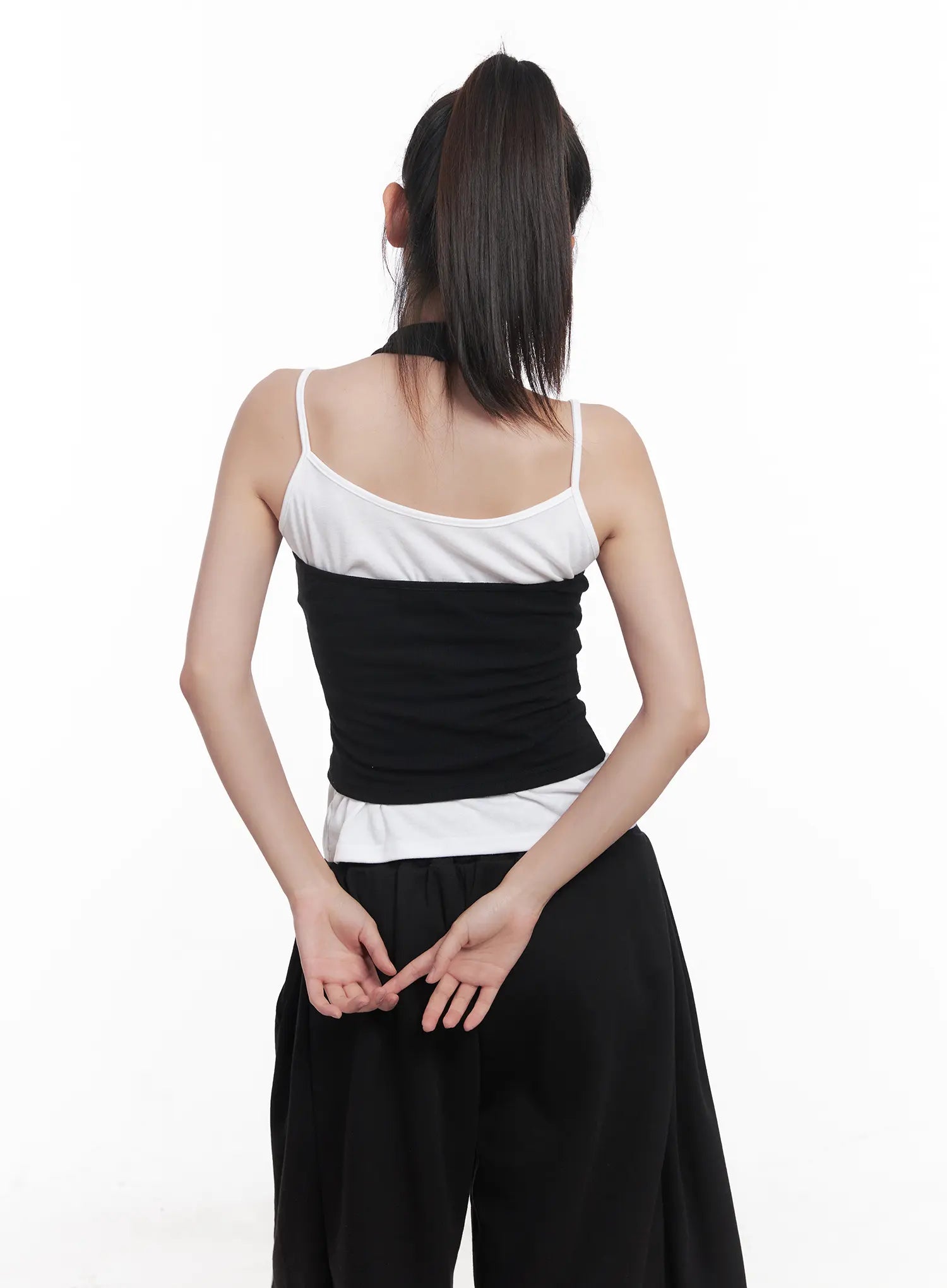 Cropped Halter Top CU517