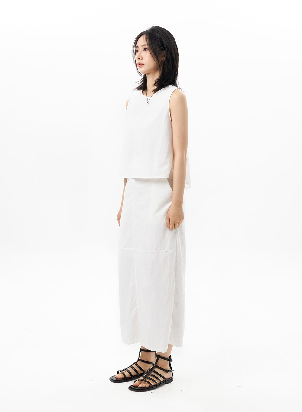 Sleeveless Nylon Blouse OU314