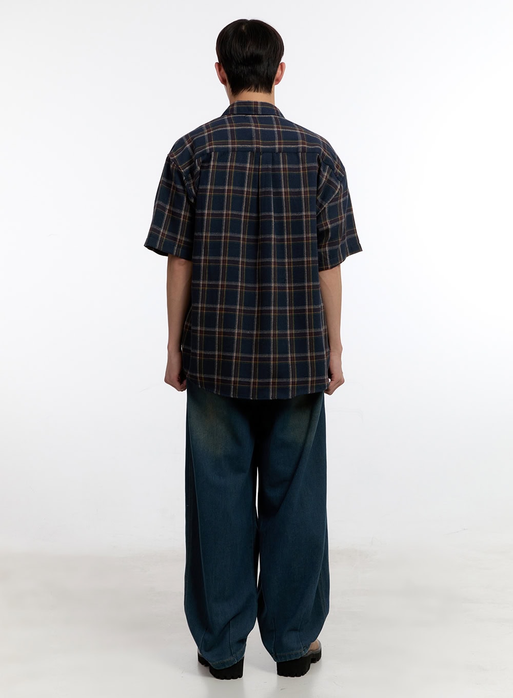 Men's Plaid Collared Oversized Shirt IA507