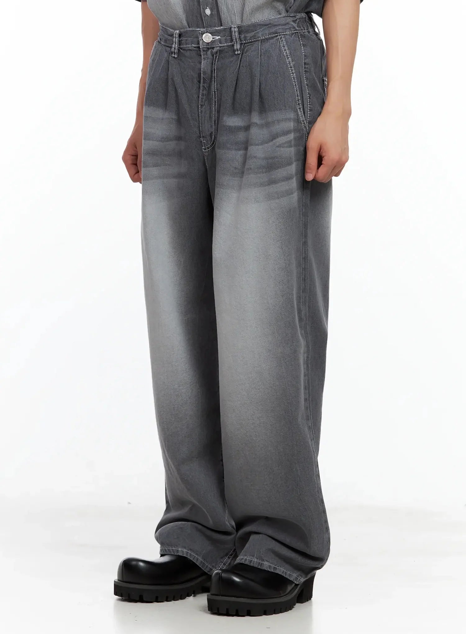 Men's Relaxed-Fit Vintage Denim Jeans IL516