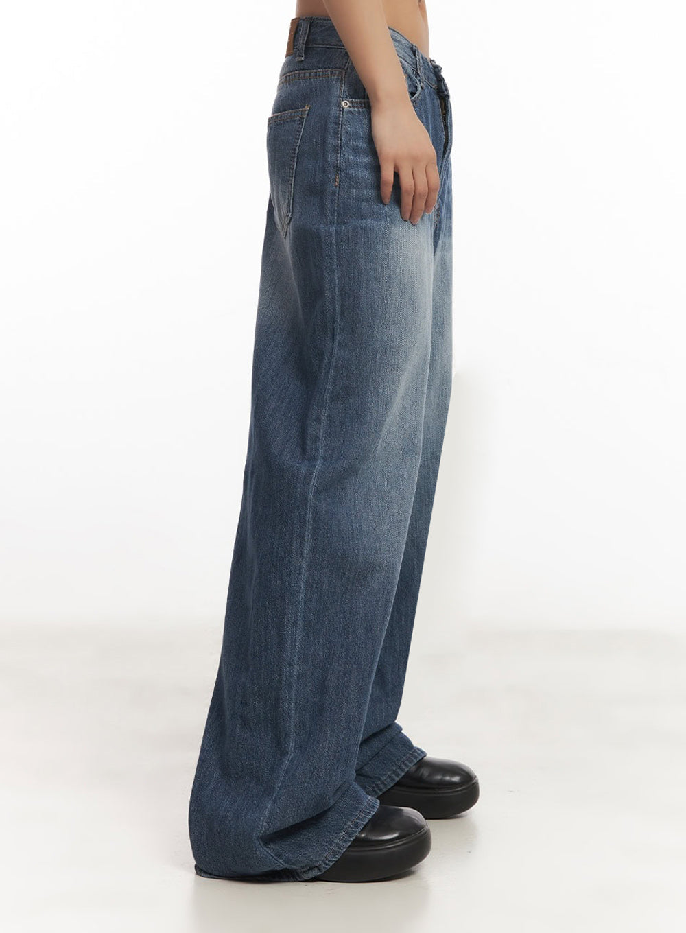 Sable Baggy Bootcut Jeans IA517