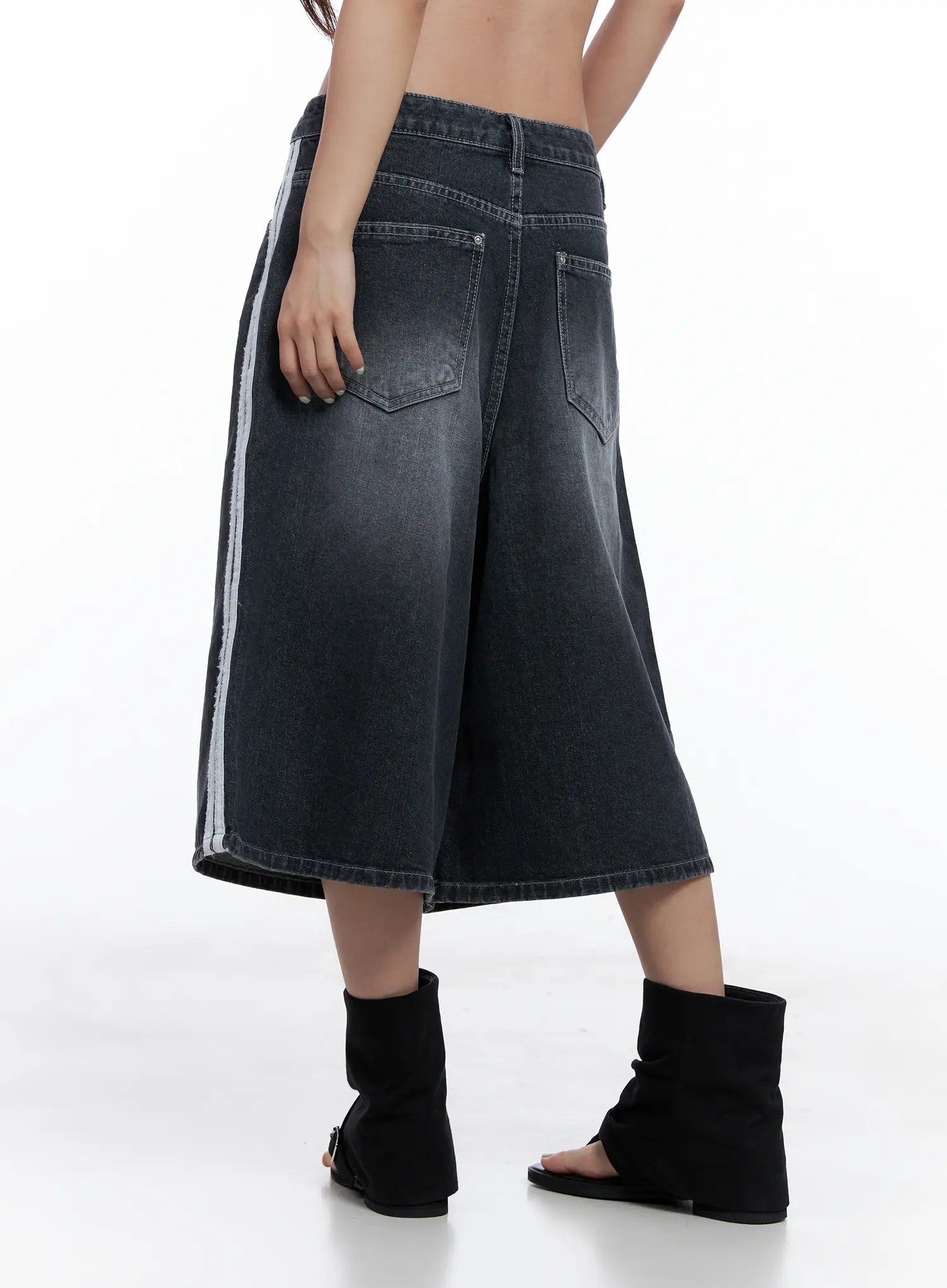 Washed Casual Jorts CL510