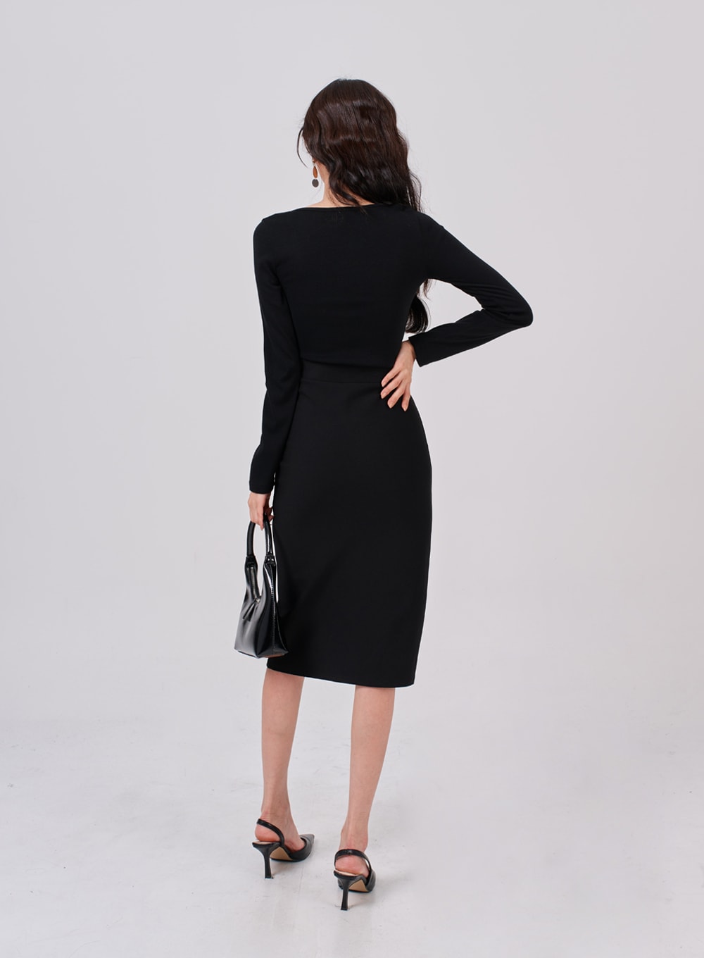 Square Neck Crop Long Sleeve T-Shirt IS05