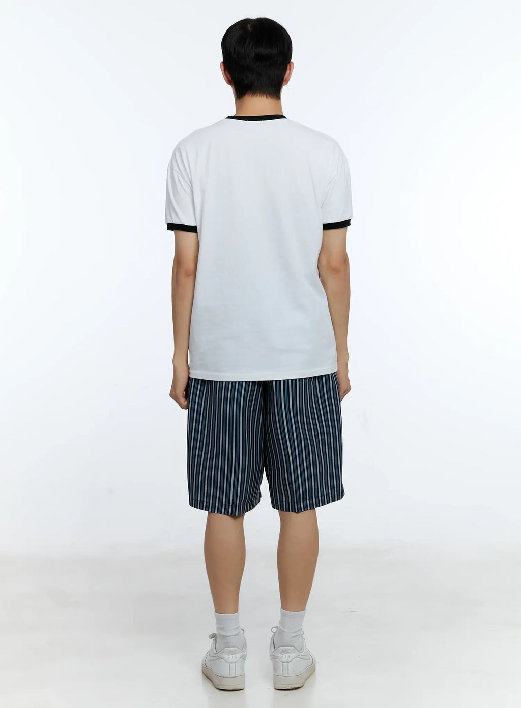 Men's Striped Straight-Leg Shorts IG515
