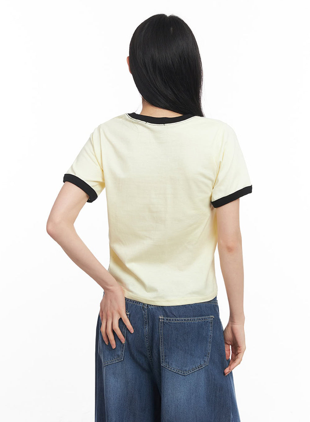 Contrast Graphic Crop Top IY529