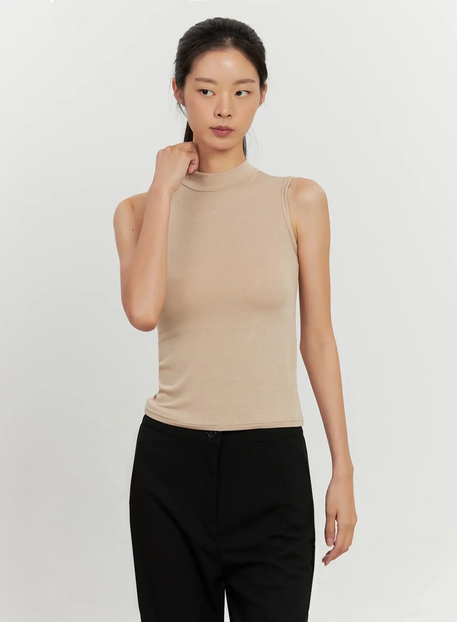 Mock Neck Sleeveless Top IL528