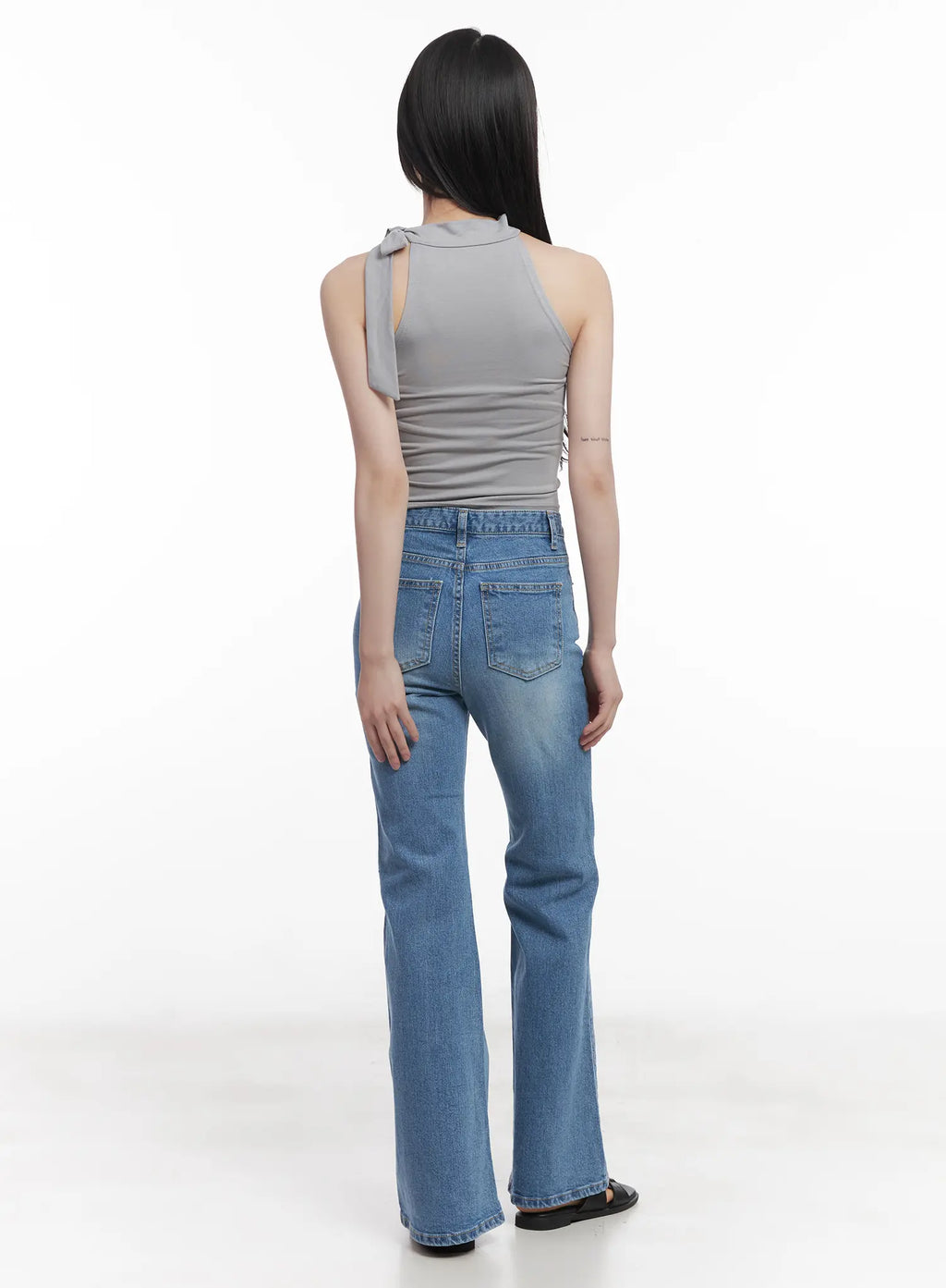 Slim-Fit Halter-Tie Tank Top CU520