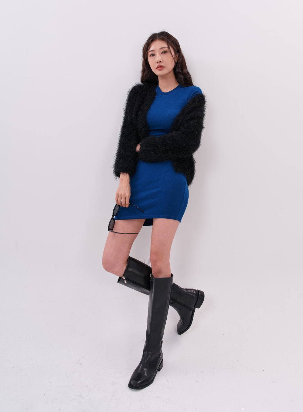 V-Neck Cardigan IS05