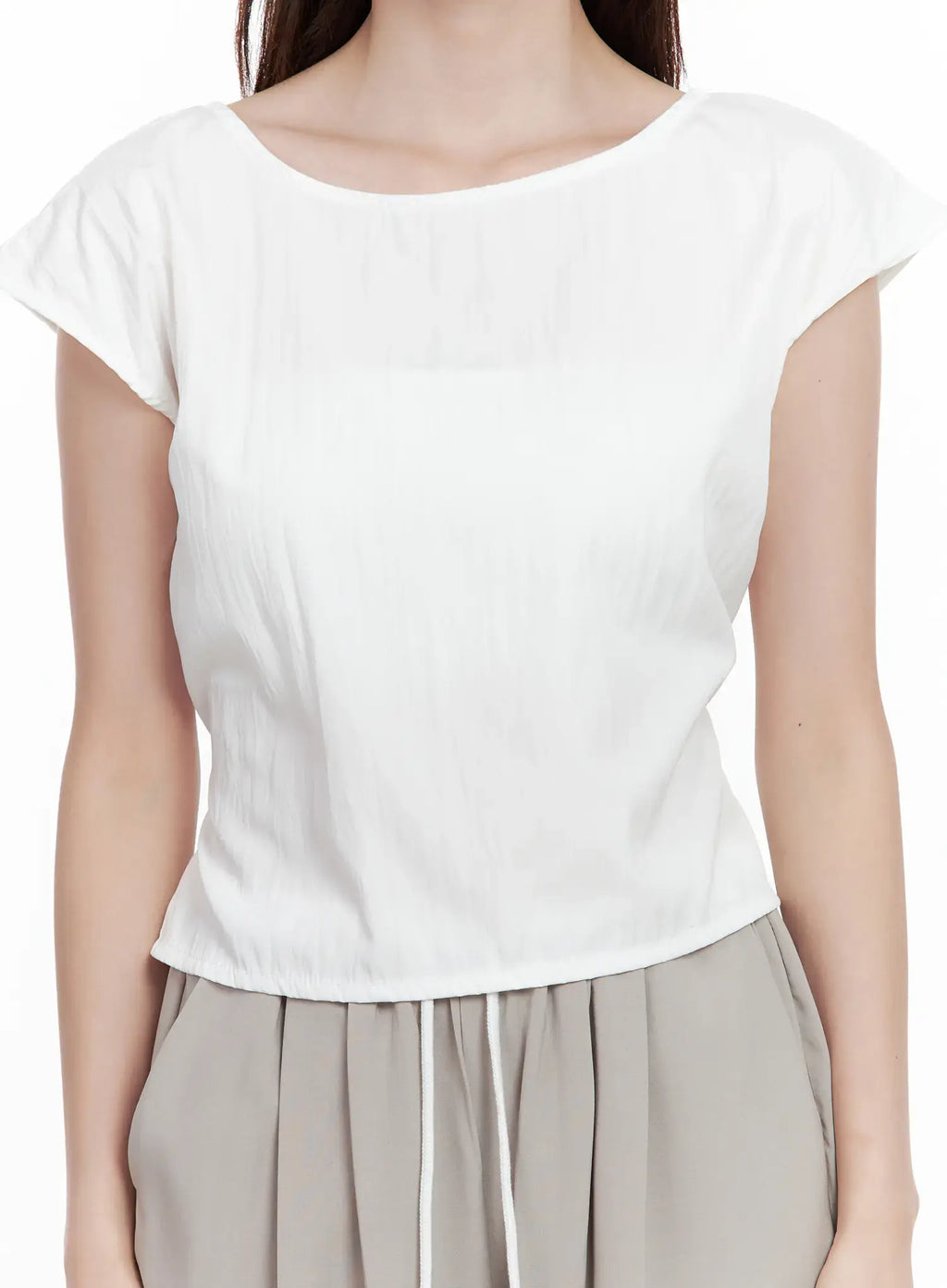 Wide-Neck Open-Back Top CL502