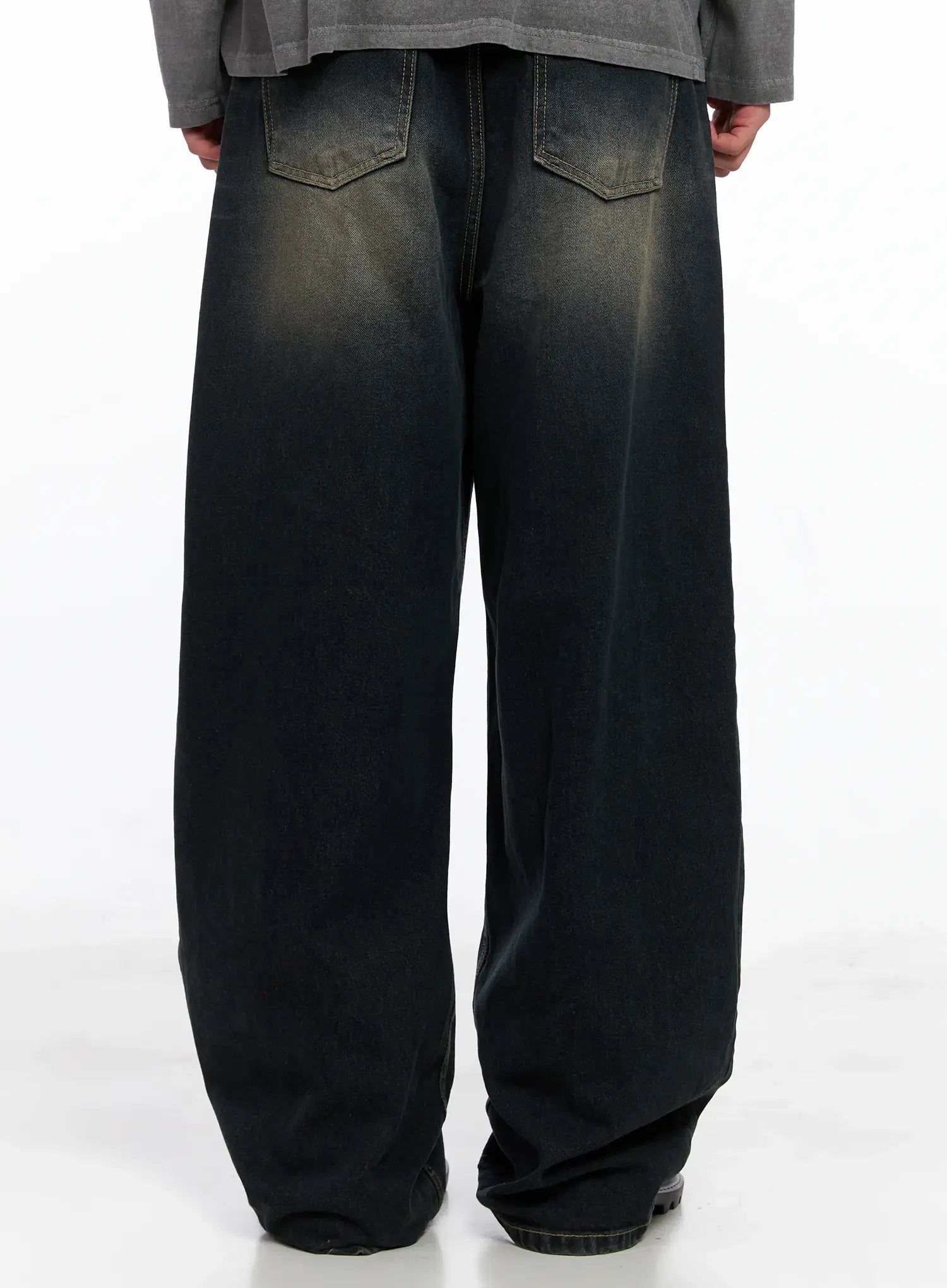 Men's Vintage Washed Wide-Leg Jeans IS509