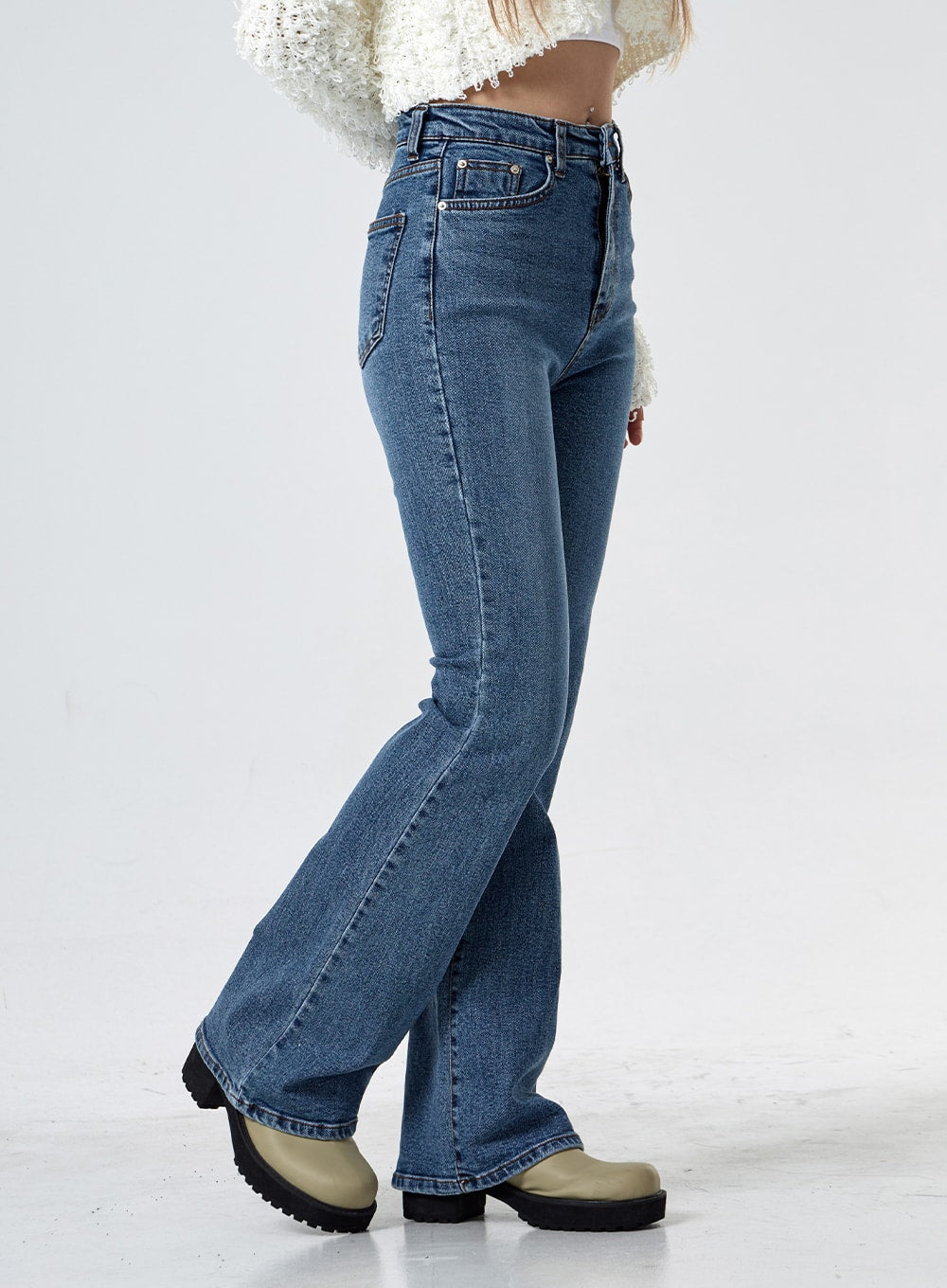 Boot Cut Blue Jeans CG24