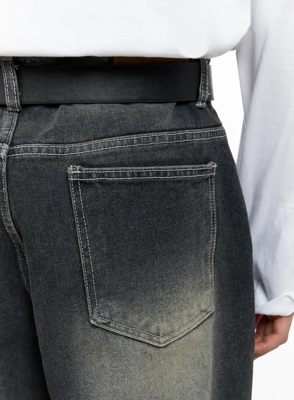 Men's Smoky Faded Wide Denim Jeans IO517