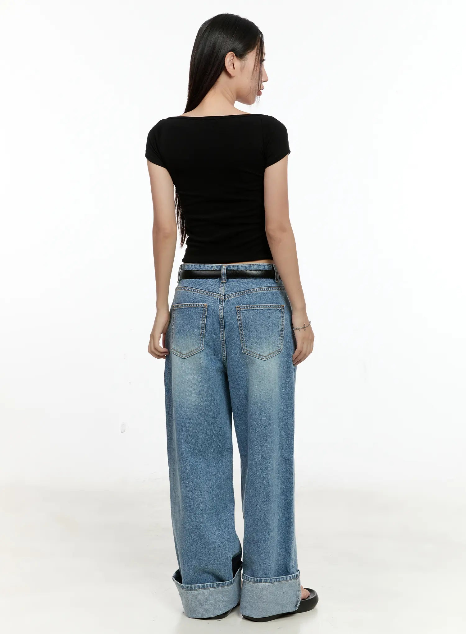 Square-Neck Crop Top CL531