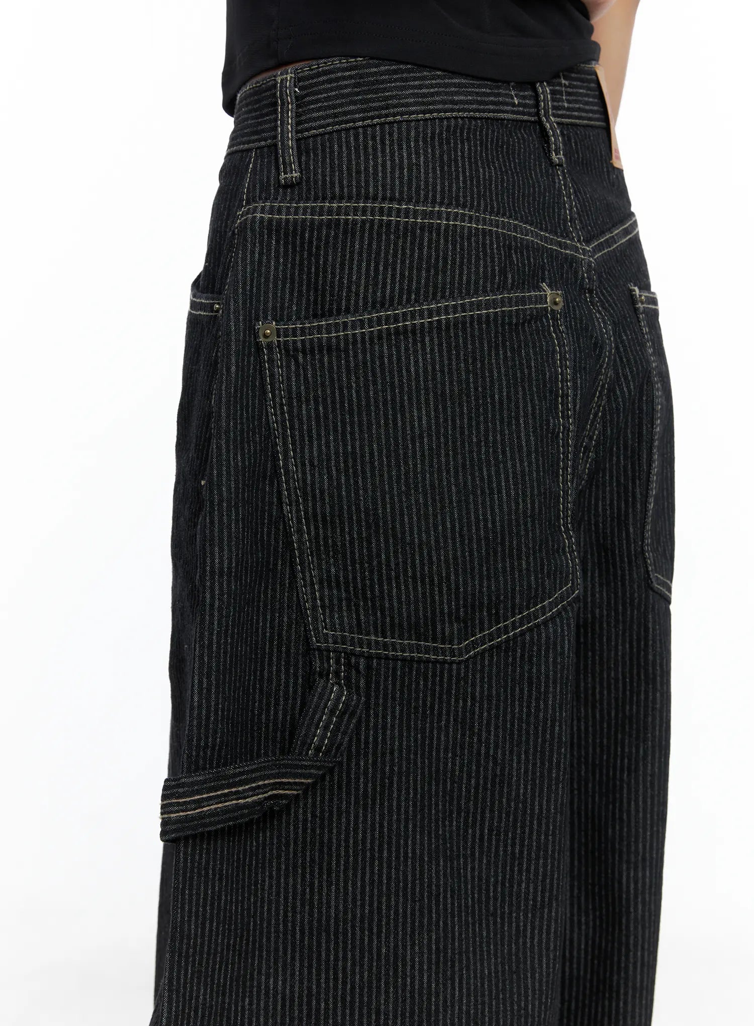 Harris Pocket Patch Wide-Leg Jeans CS505