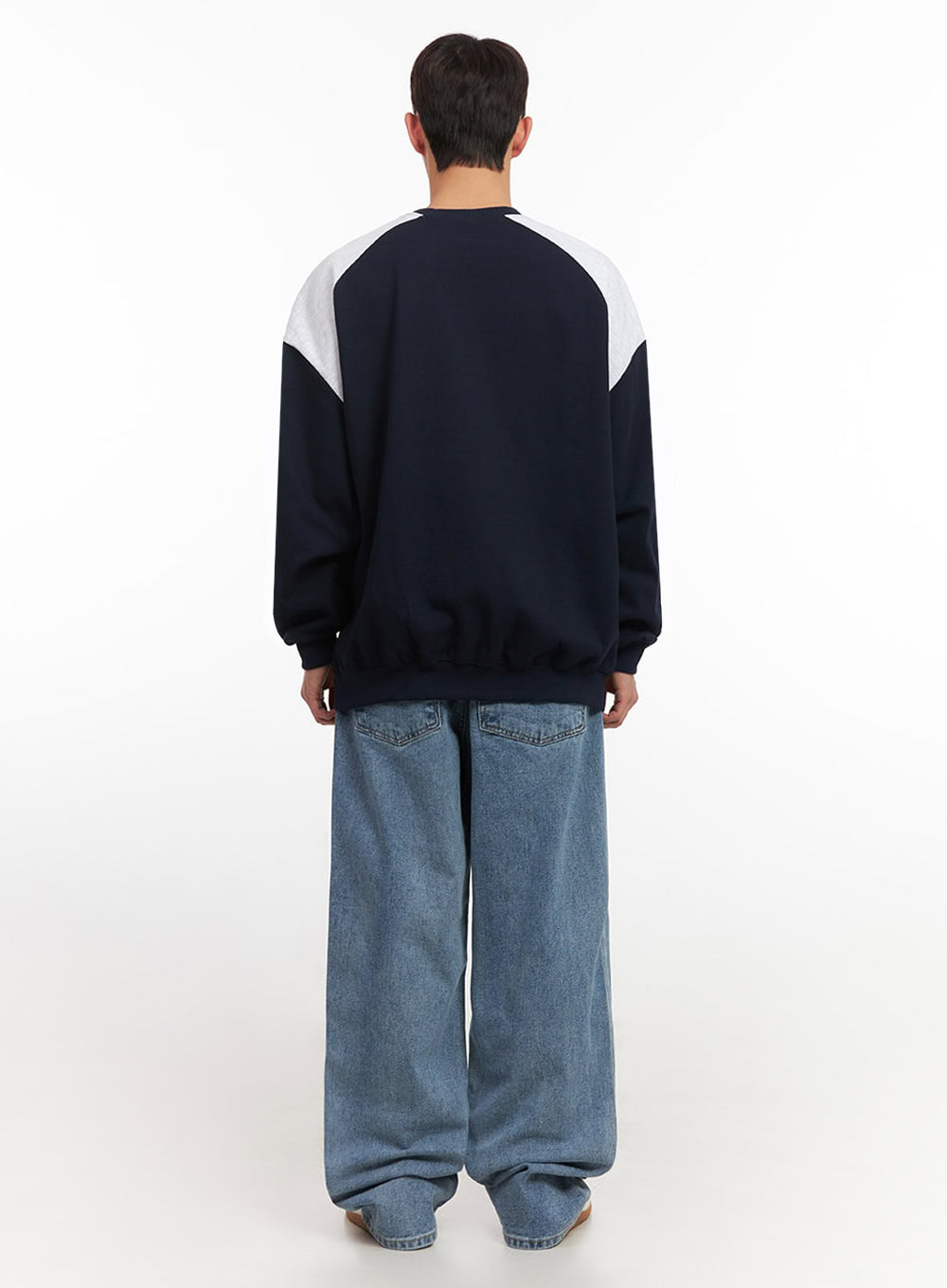 Men's Contrast Graphic Sweatshirt IF517