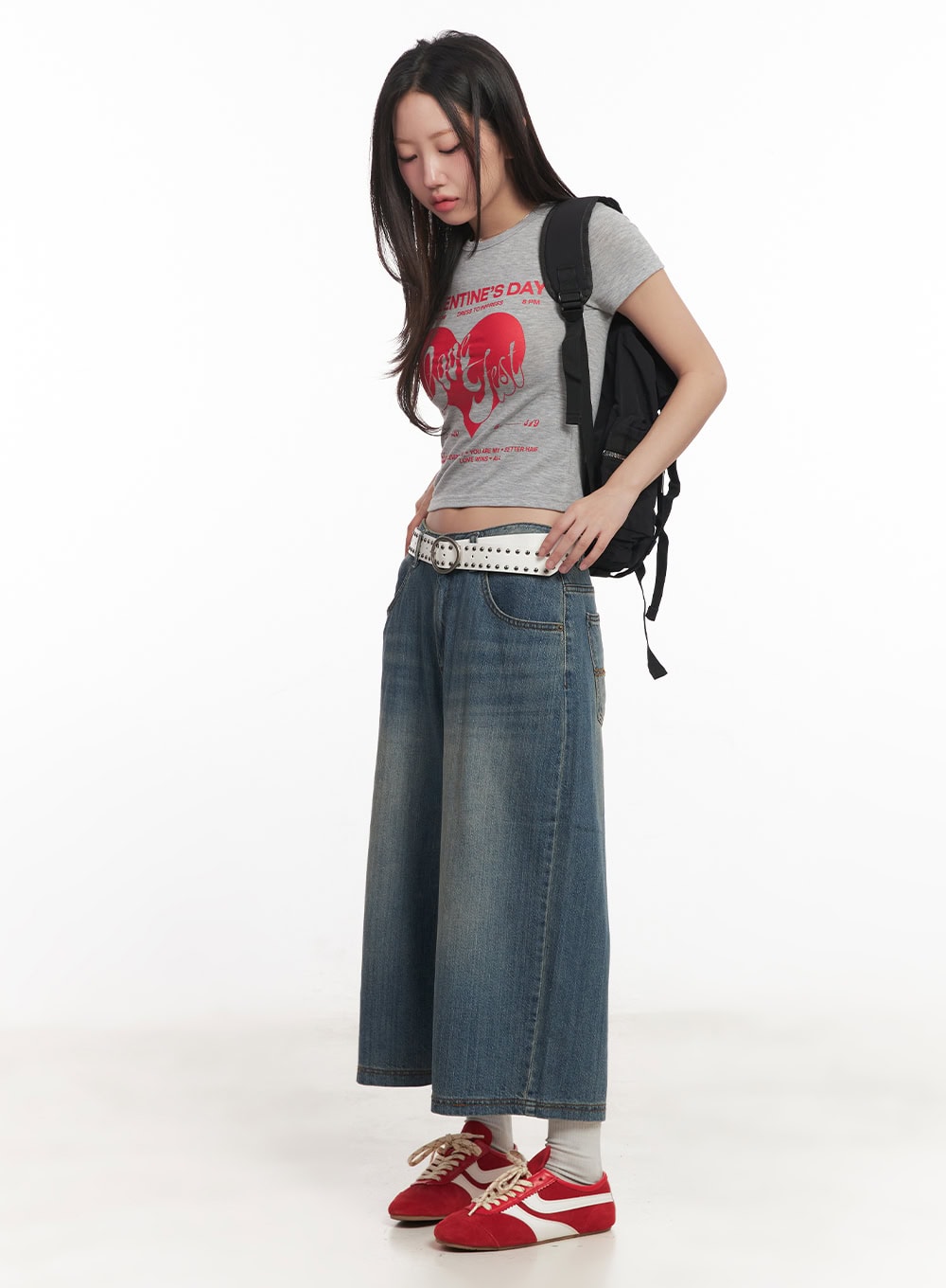 Slim-Fit Graphic Top  CA525