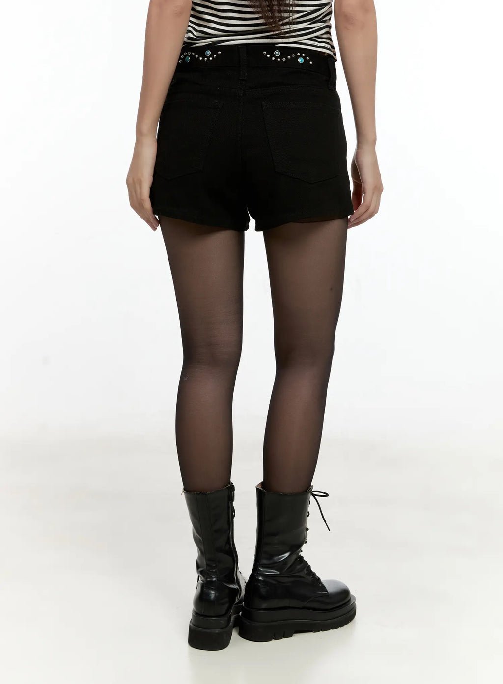 Studded Casual Shorts CG501