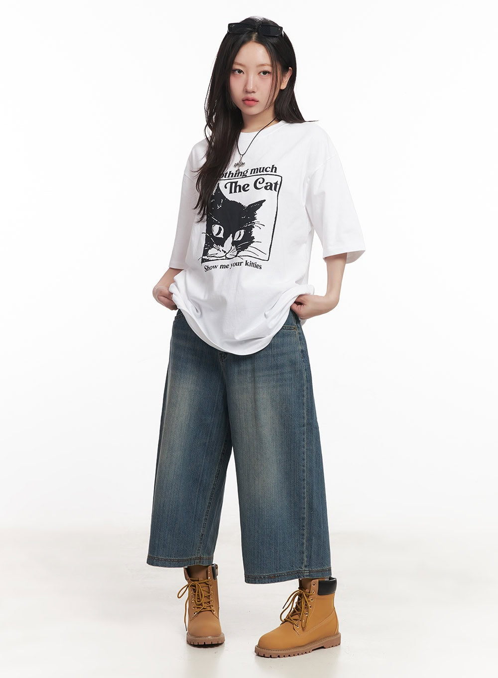 Relaxed Fit Graphic Tee CA525