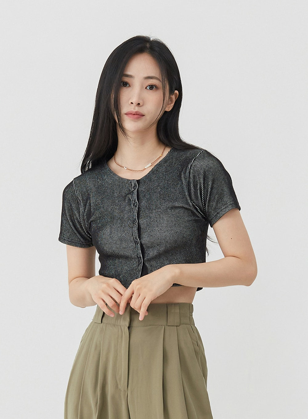 Basic Round Neck Cropped Cardigan OU1