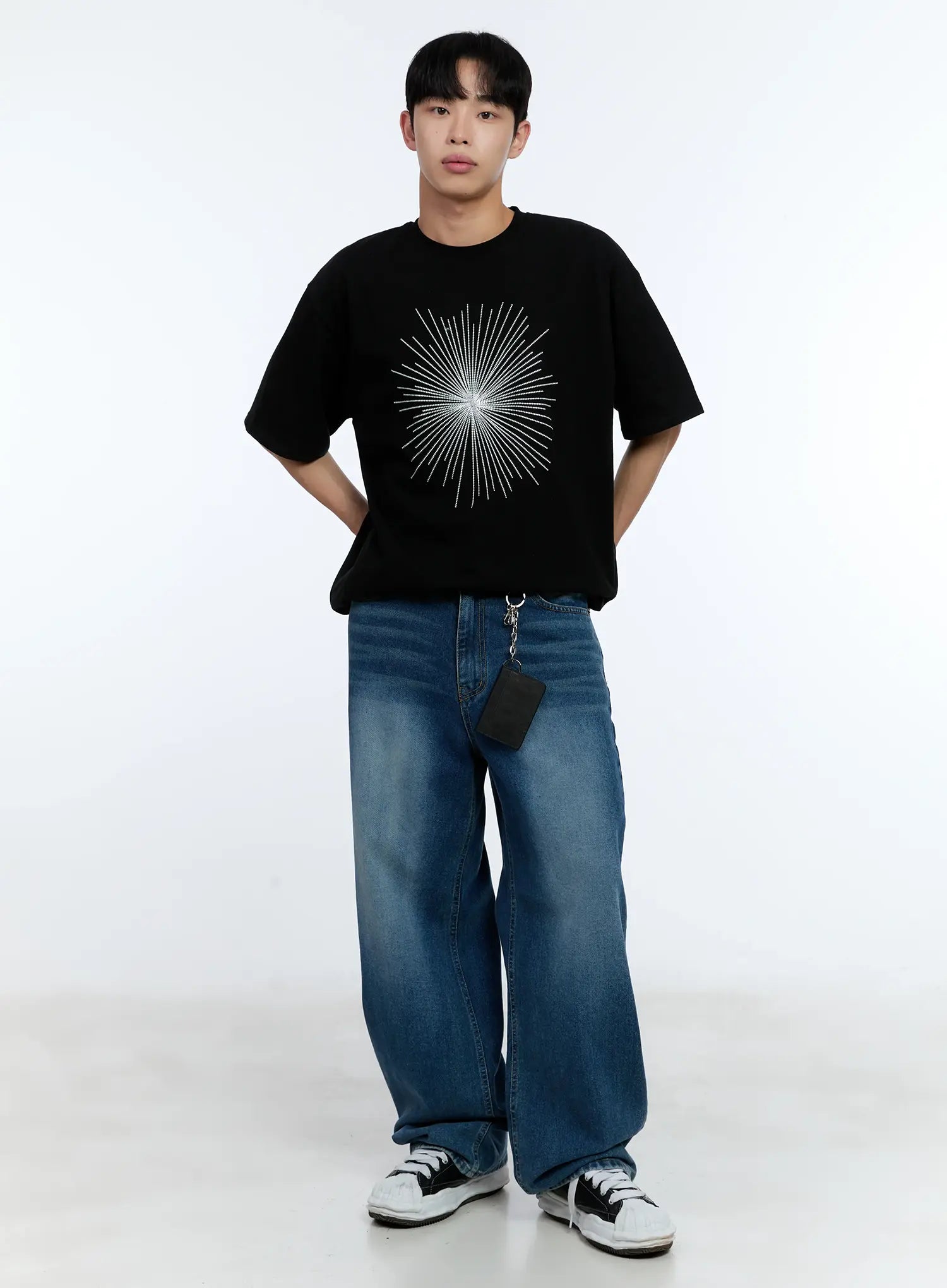 Men's Starburst Graphic Tee IL515
