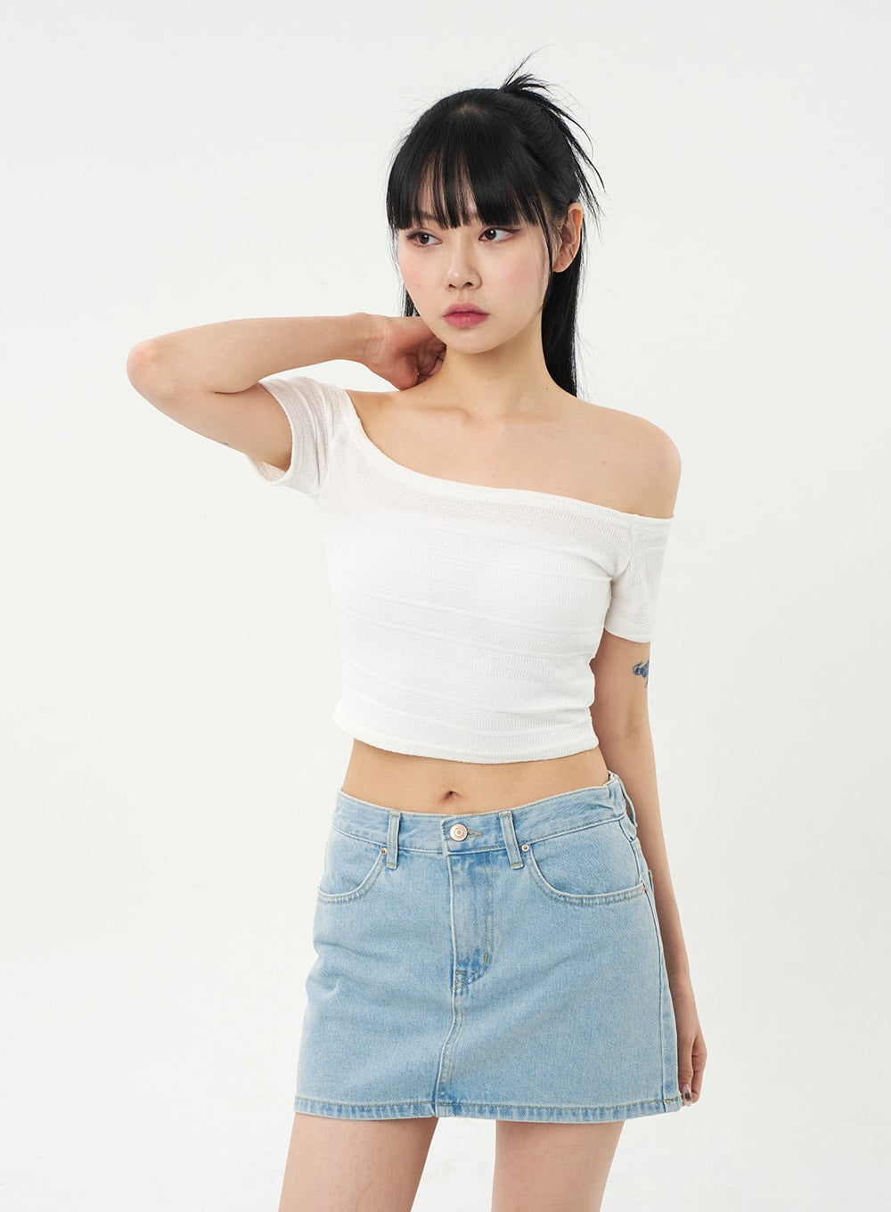 Off-Shoulder Cropped Top CA328