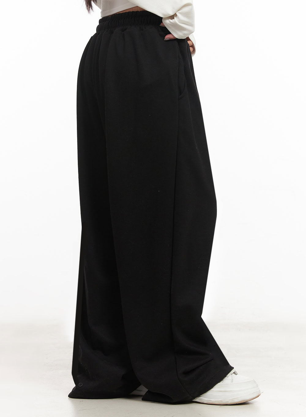 String Buttoned Trackpants IM524