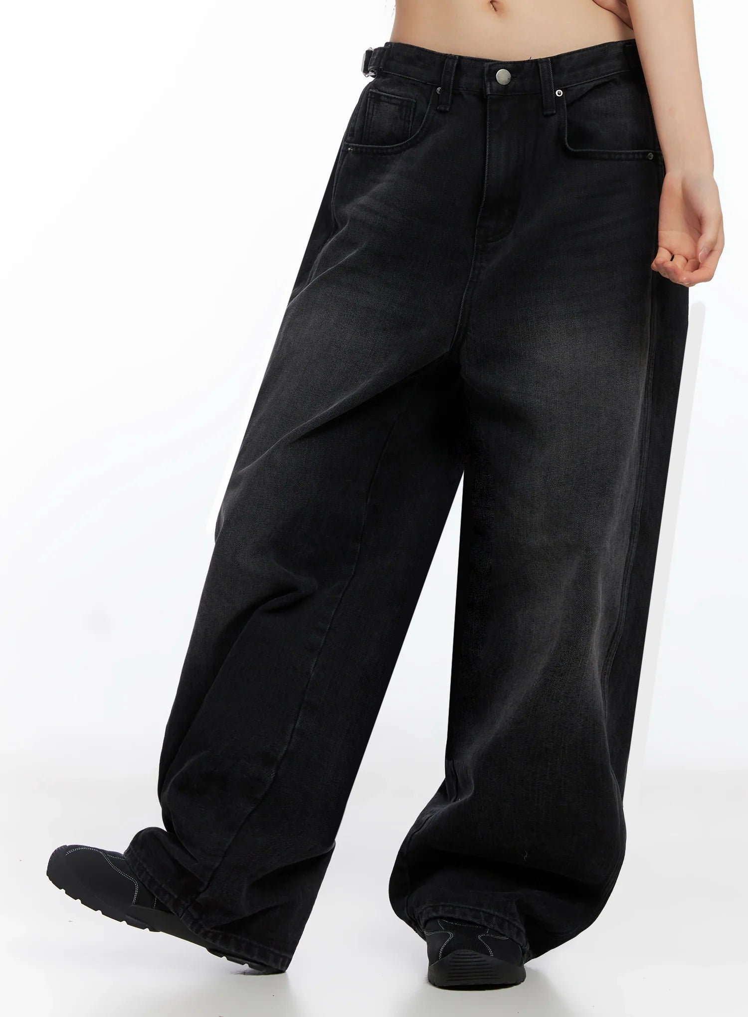 Goffel Side Belt Washed Wide Denim Pants CO517