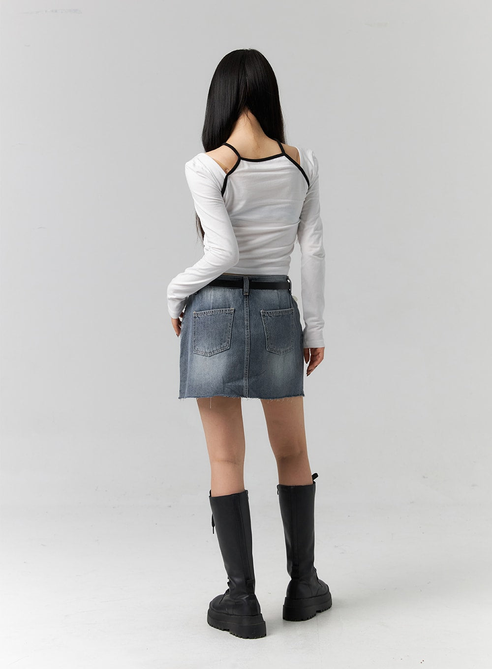 Graphic Cut-Out Crop Top CS314