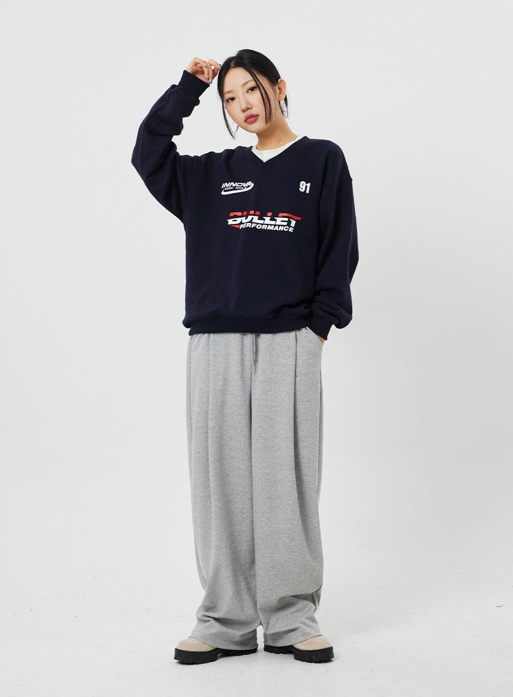 V-Neck Graphic Sweatshirt CF315