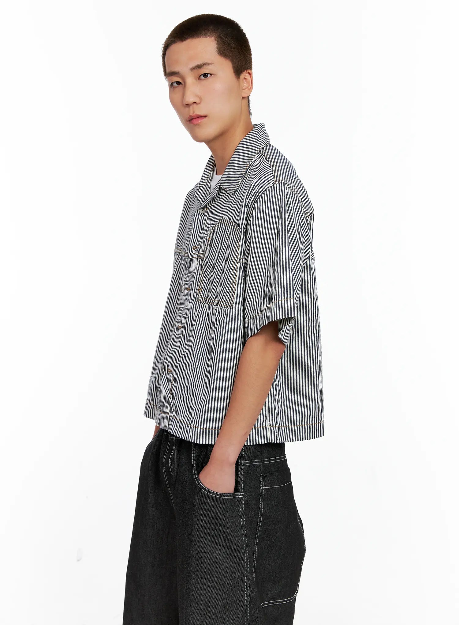 Men's Striped Cropped Jacket IG508