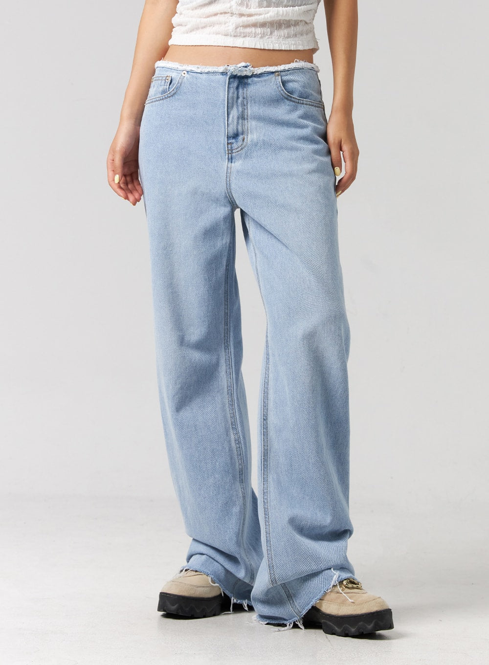 Cut Waist Wide Leg Jeans CG323