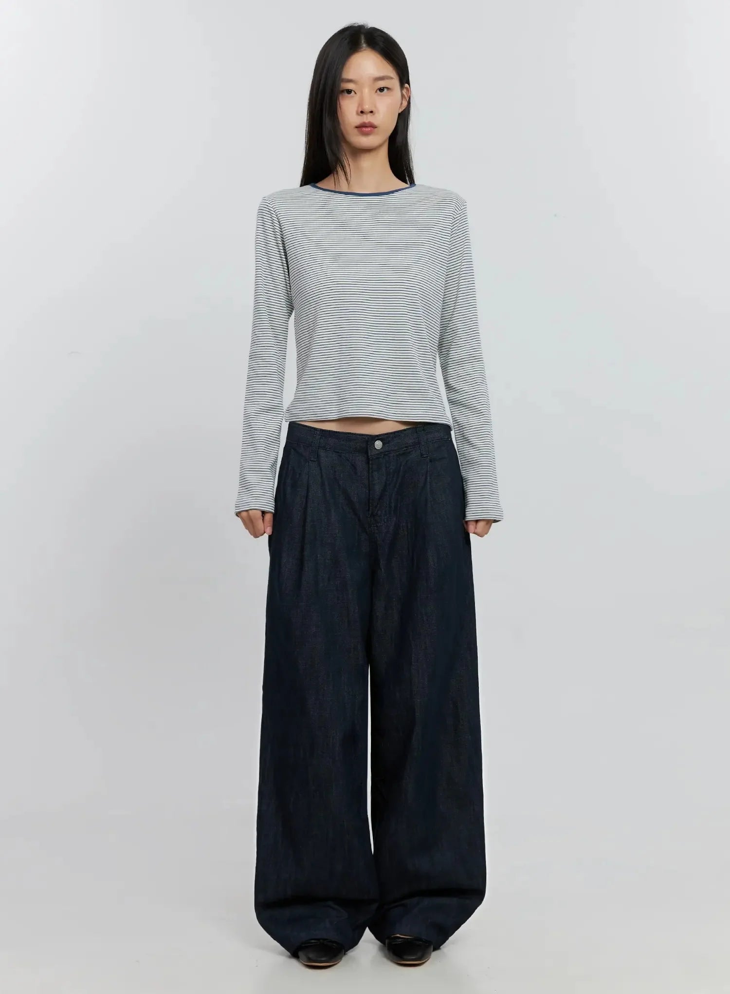 Elio Pintuck Wide-Leg Jeans IS516
