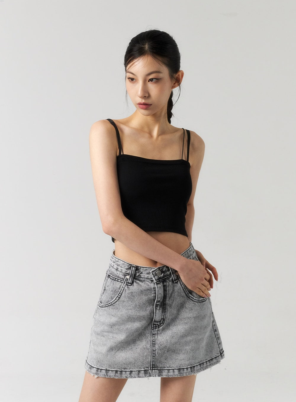 Thin Strap Cropped Top CU320