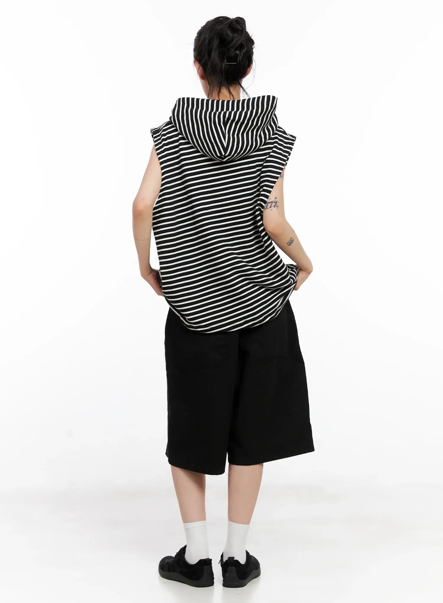 Oversized Striped Sleeveless Hoodie CL525