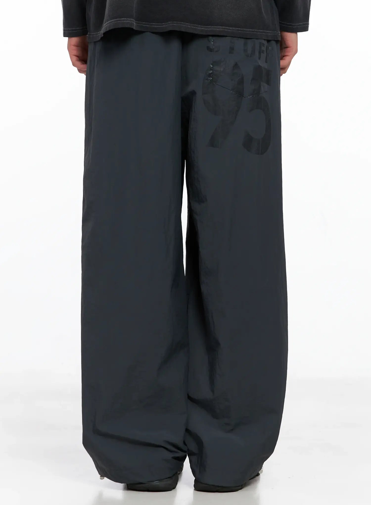Men's Parachute Pants IG529