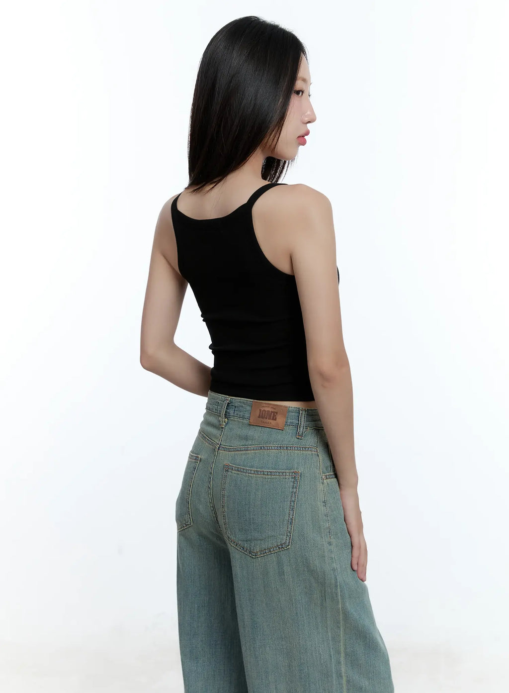 Slim-Fit Tank Top CU526