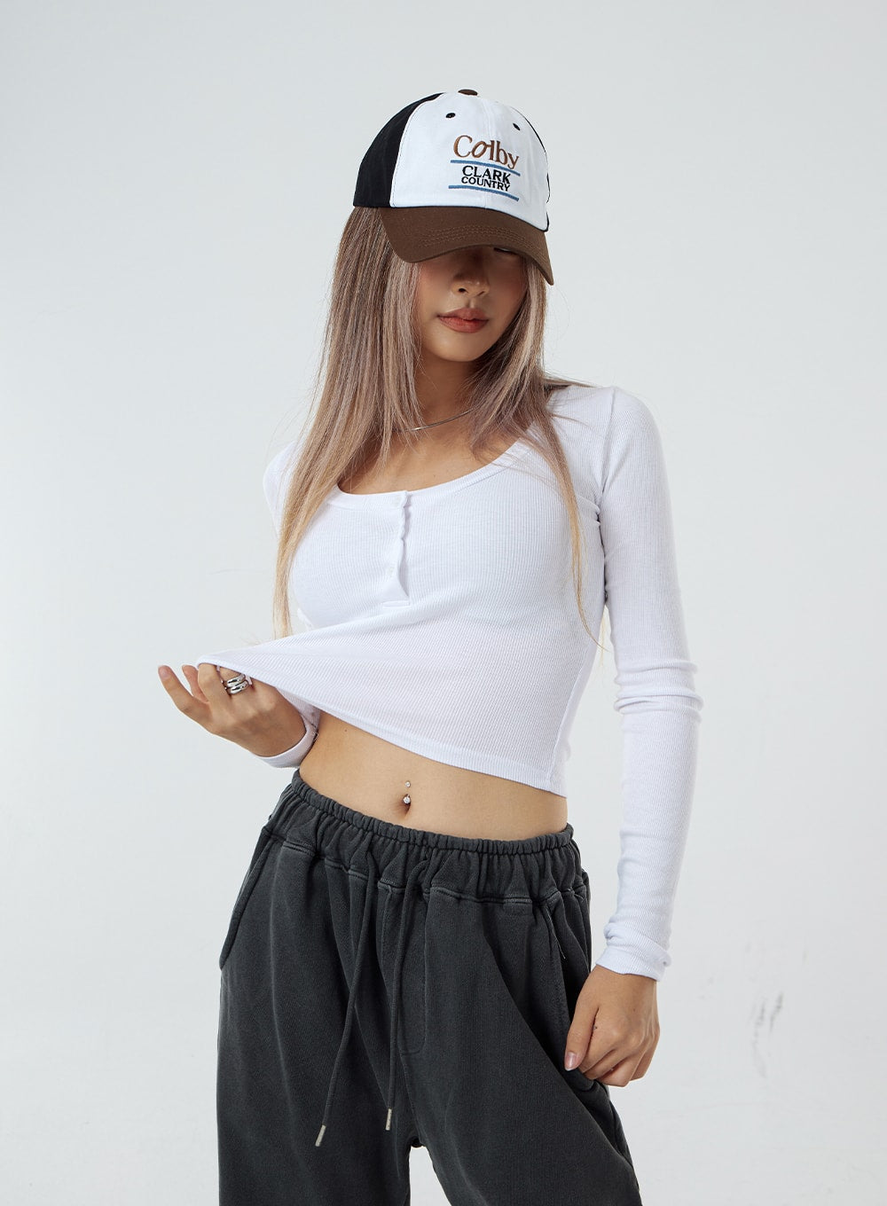 Button U-Neck Crop Long Sleeve T-Shirt CS02