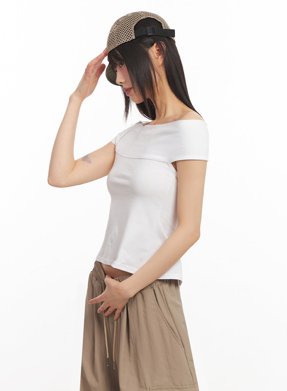 String Cut-Out Off-Shoulder Crop Top IY502