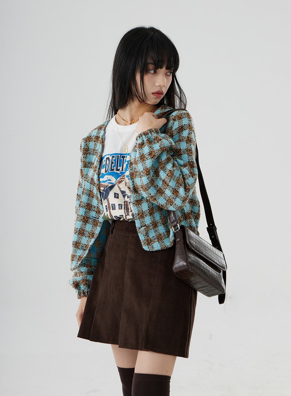 Two-Layer Chain and Square Pendant Necklace OO24