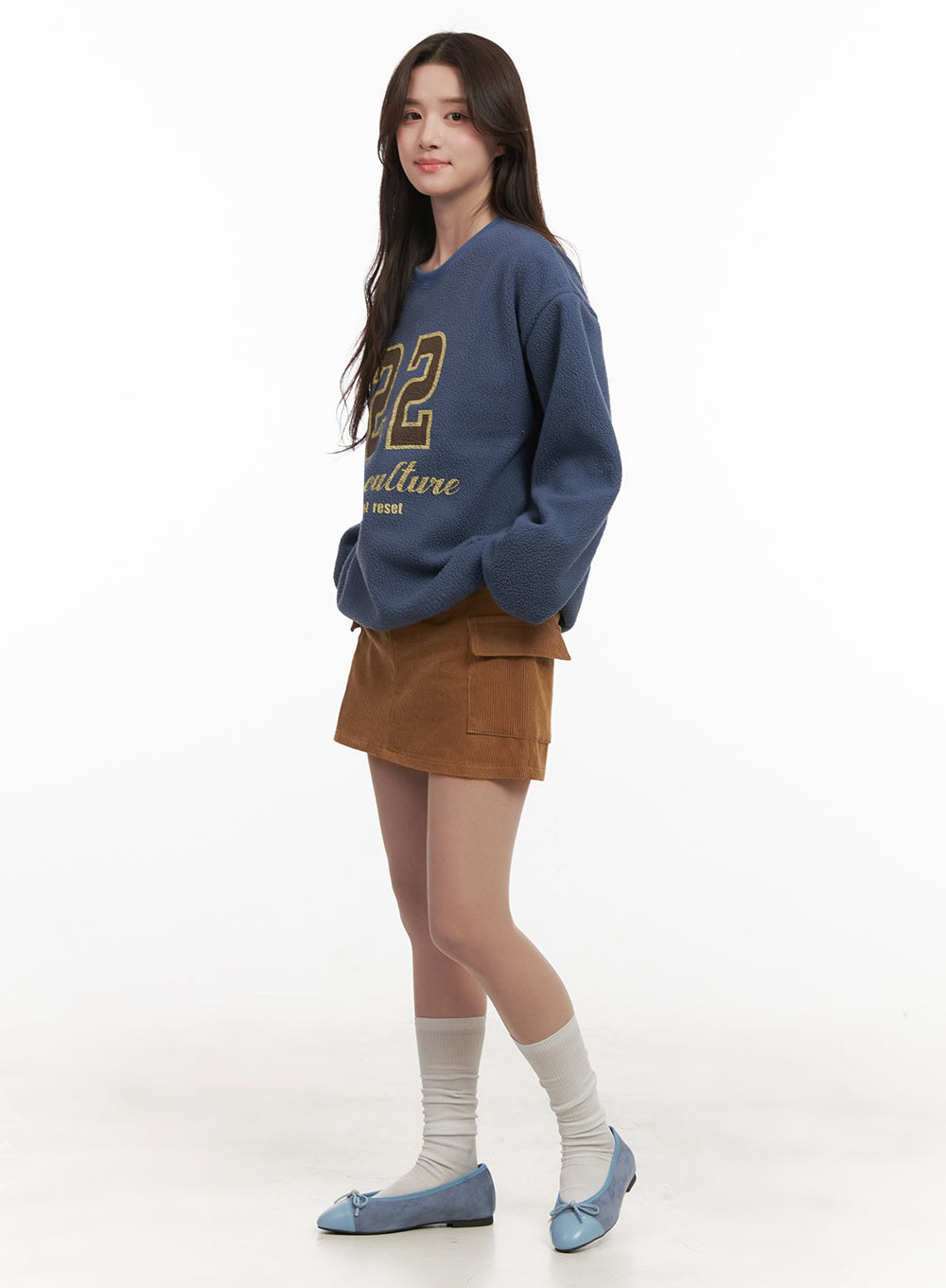 Fuzzy Oversized Crew-Neck Sweatshirt IJ510