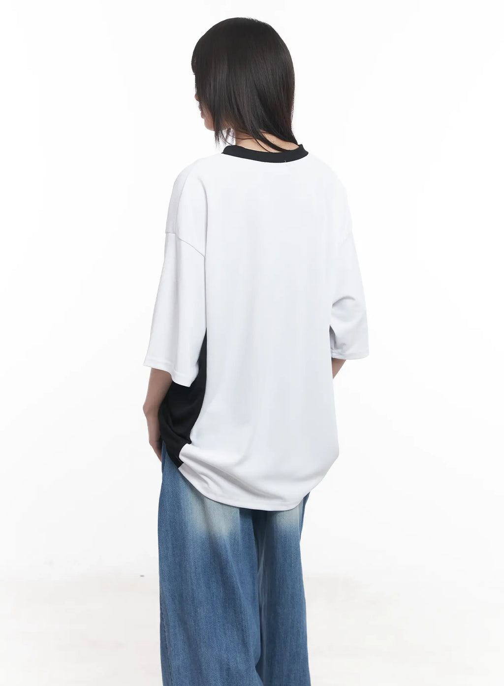 Oversized Graphic V-Neck Jersey CU518