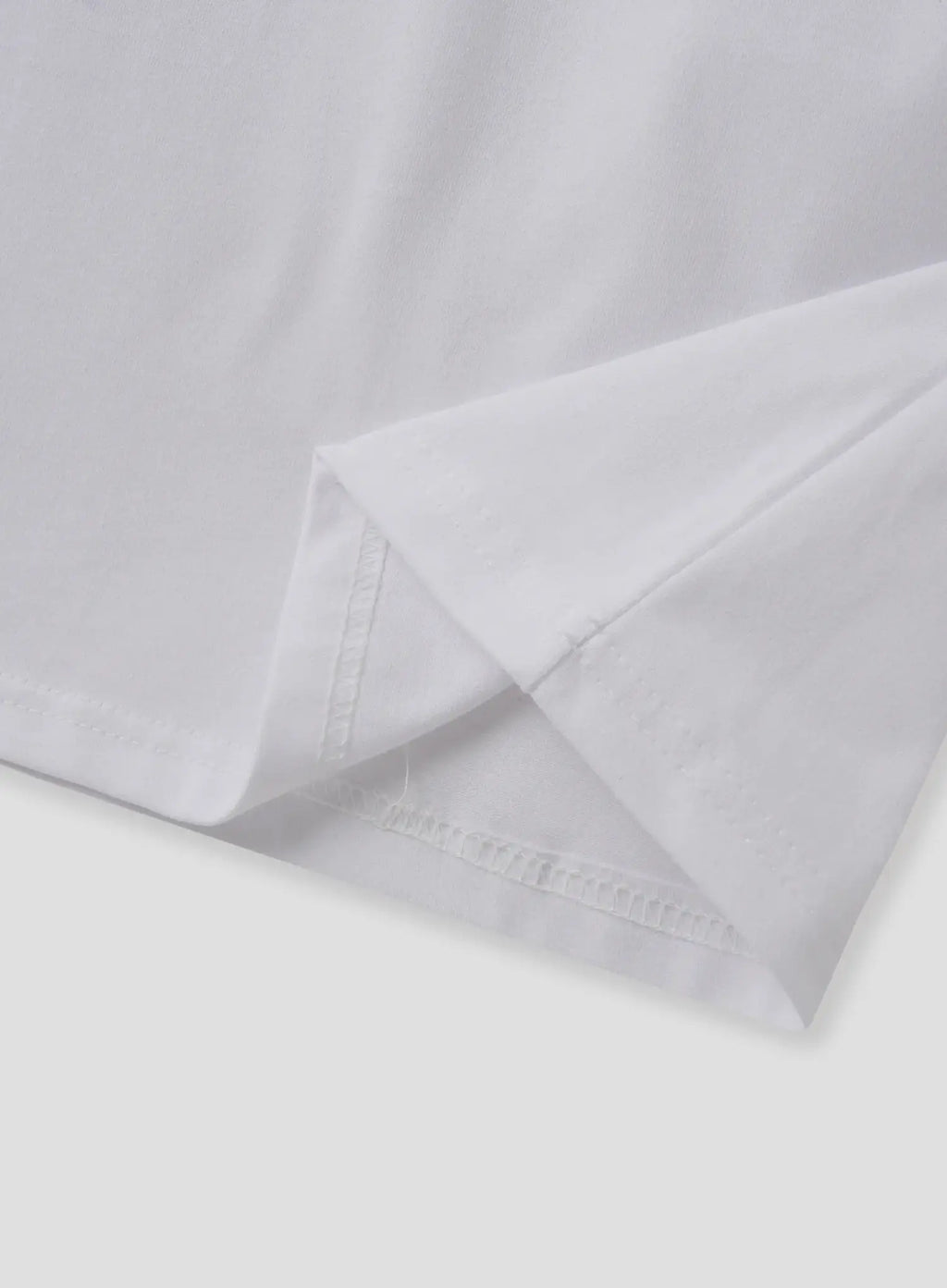 Vintage Scenic Street Graphic T-Shirt IL516