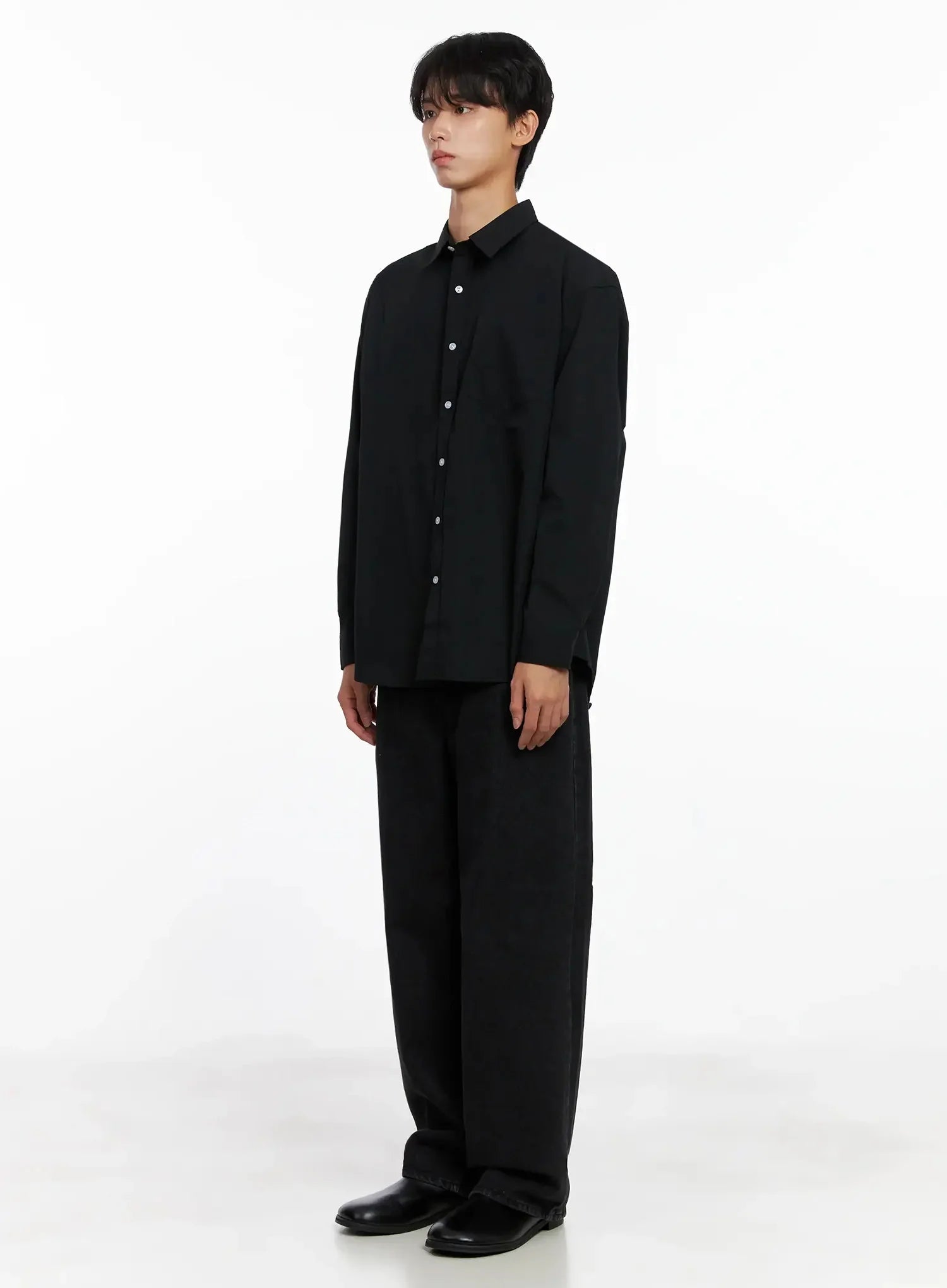 Men's Classic Button-Up Shirt IO517