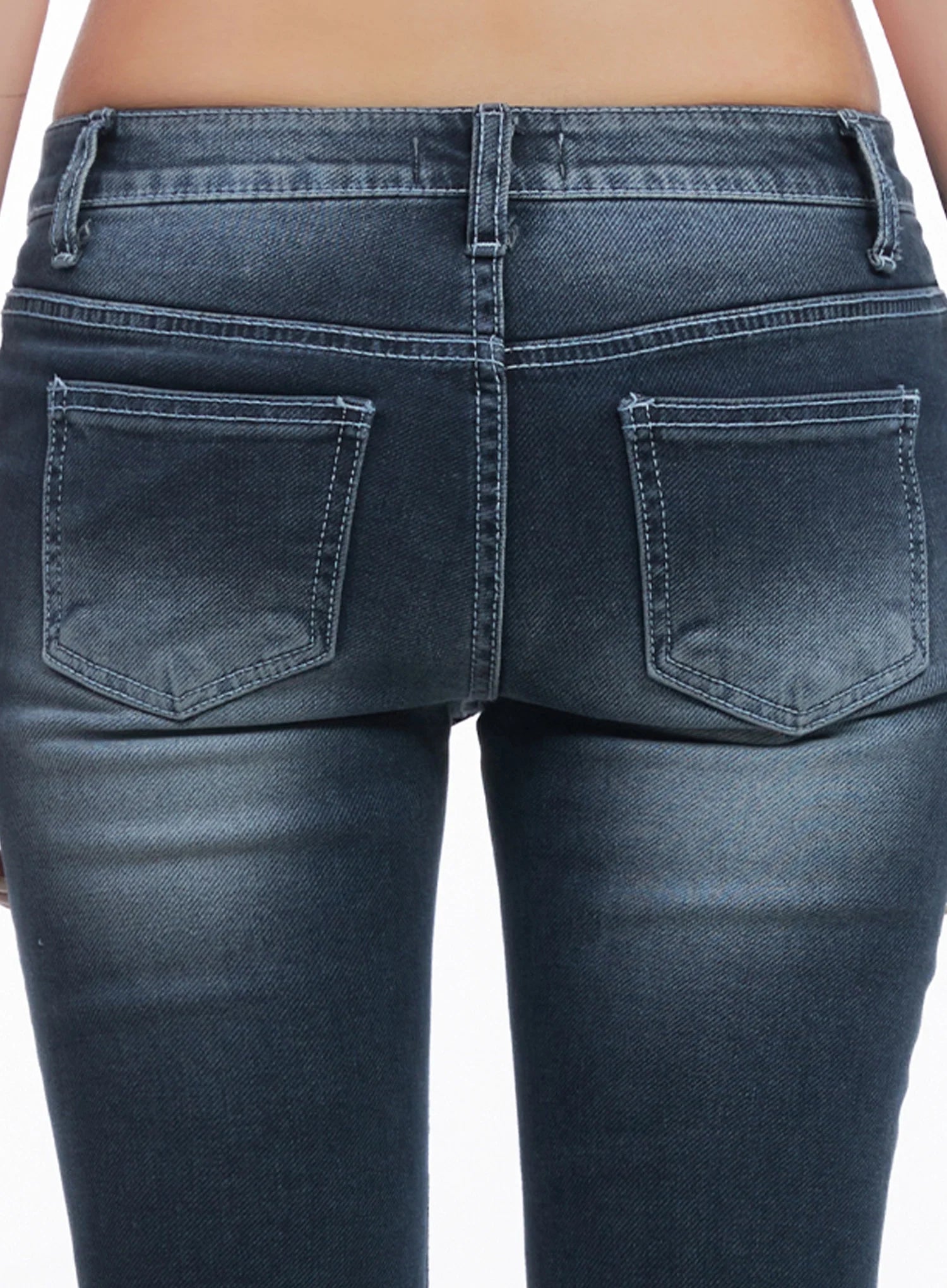 Xinyu Low-Rise Flared Denim Pants  IC503