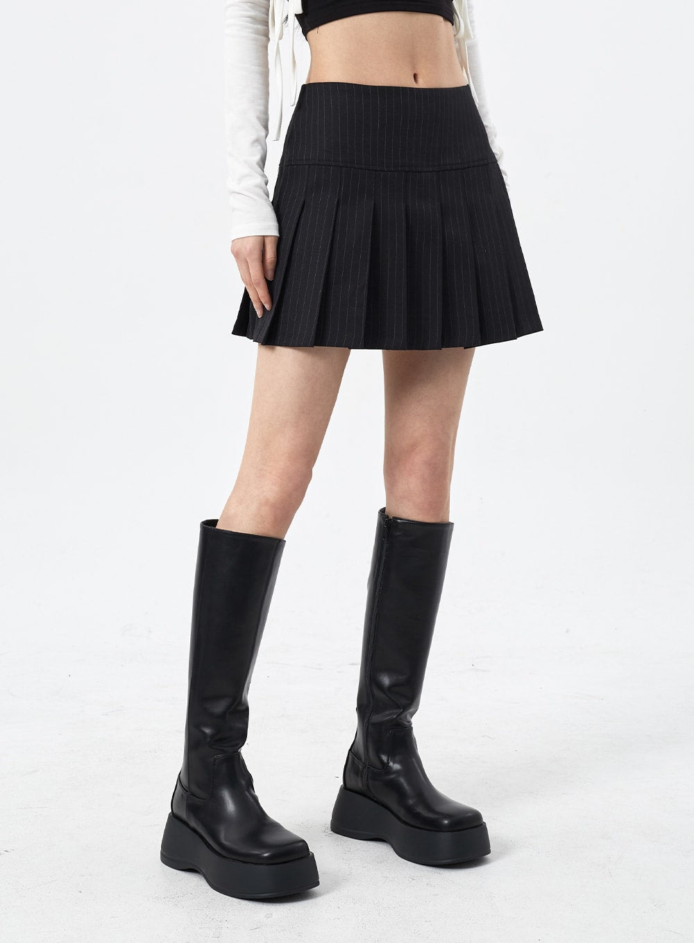 Stripe Pattern Pleated Mini Skirt CM310