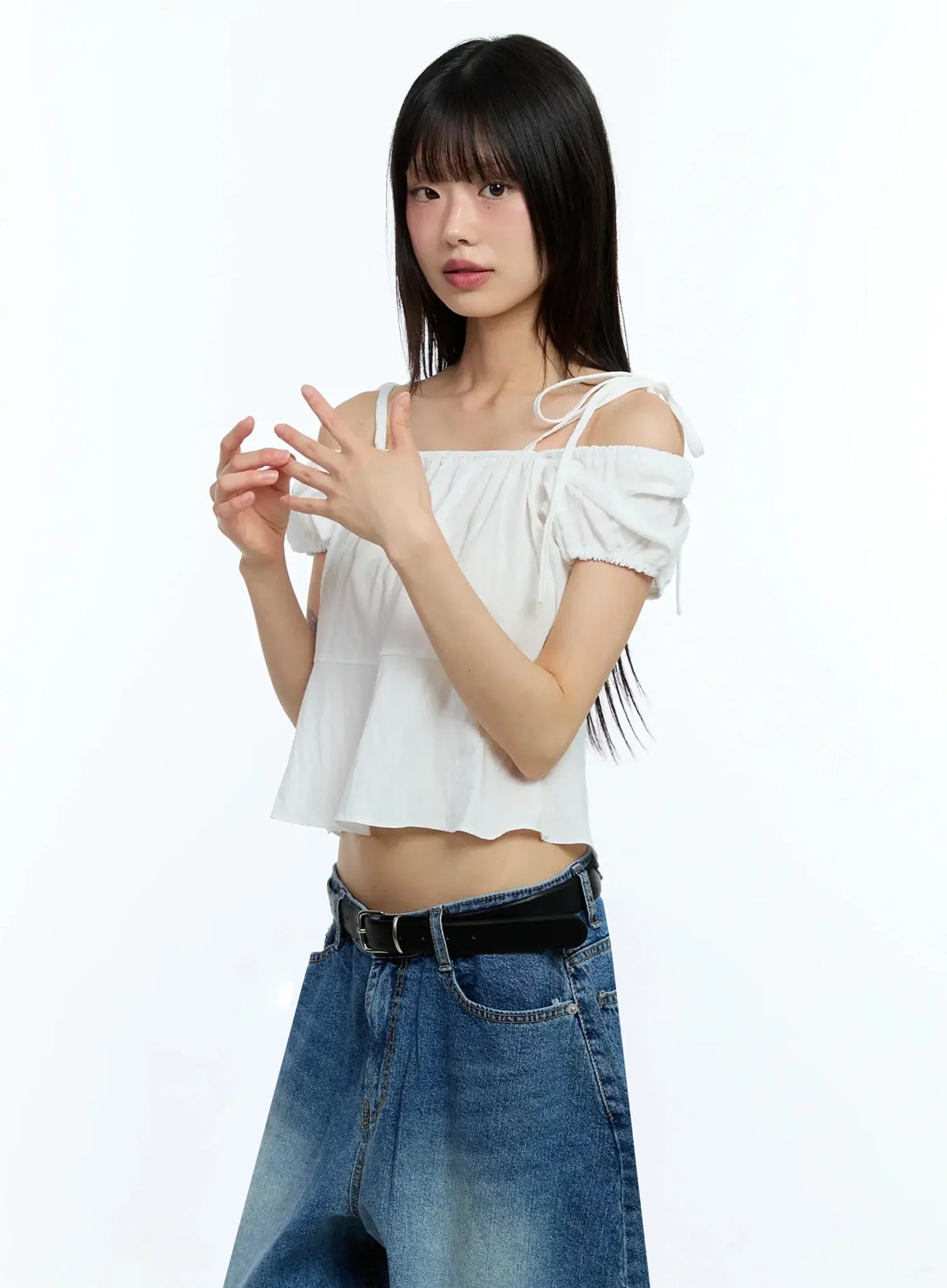 Strappy Off-Shoulder Cropped Blouse IU523