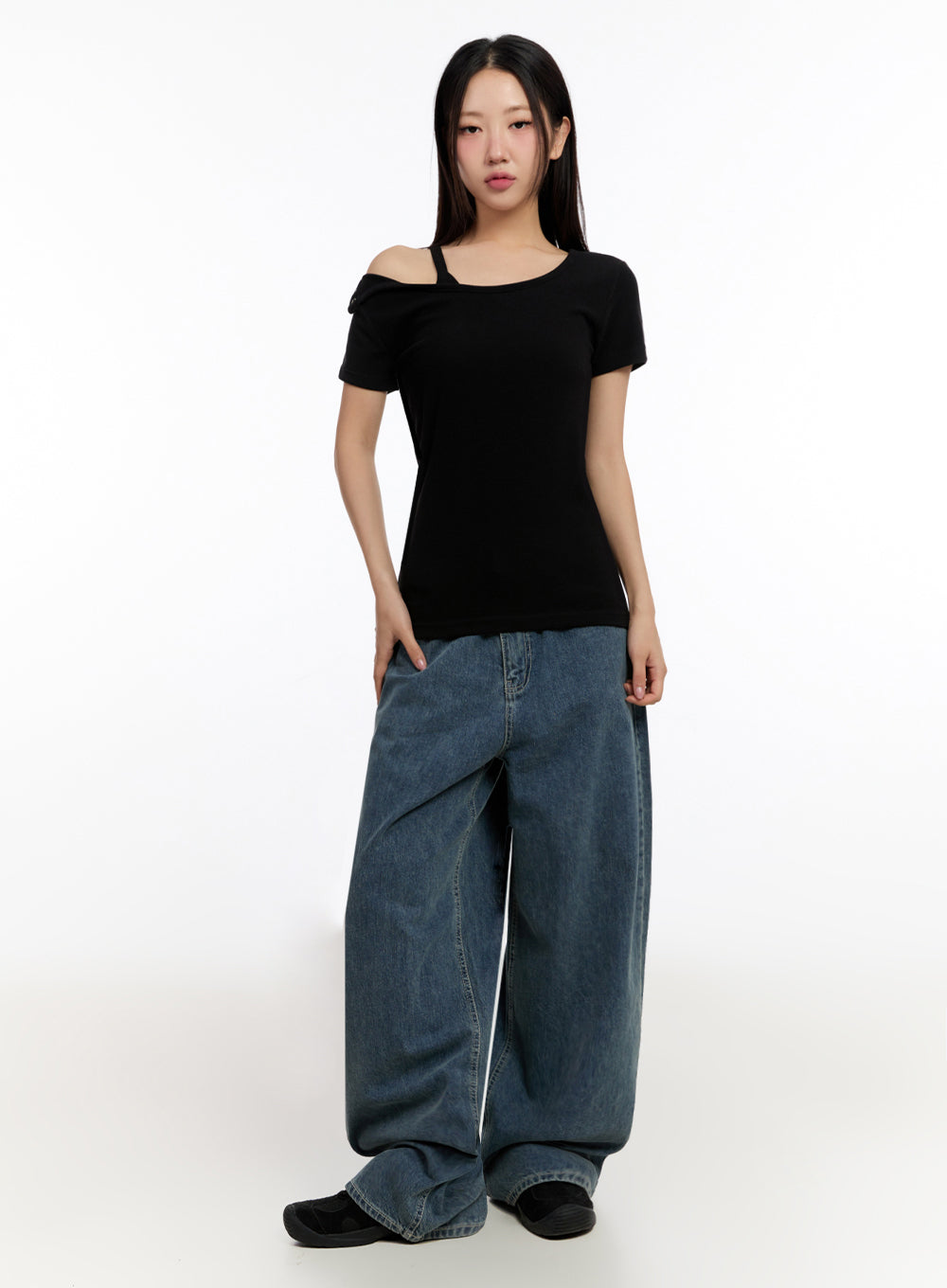 Hayden Wide-Leg Graphic Jeans IU509